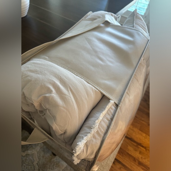 🎉LAST CHANCE🎉DREAM STORIES 10Pc Extra Soft Solid Comforter Set - Picture 7 of 15